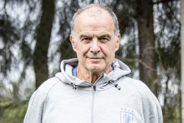 El flamante entrenador de Uruguay, tuvo que hacer cambios en su convocatoria.