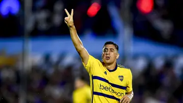 El goleador de Boca está siend analizado por el DT de la Selección de Uruguay