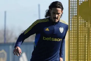 A Cavani le queda un año de contrato.