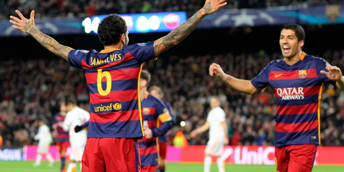 Dani Alves y Luis Suárez en Barcelona