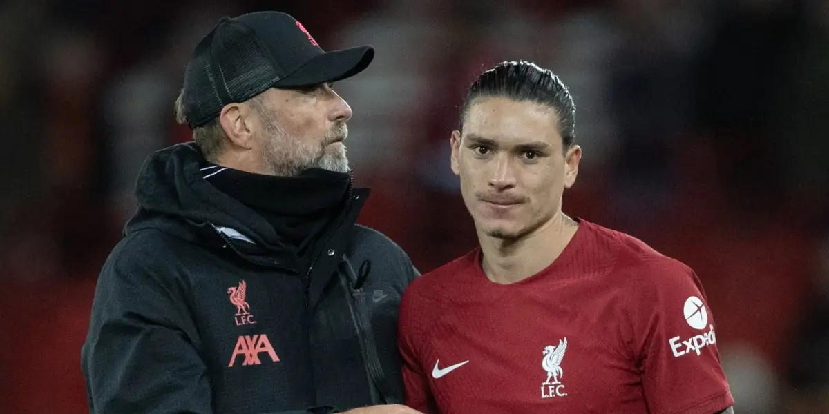 Darwin Núñez con Jürgen Klopp