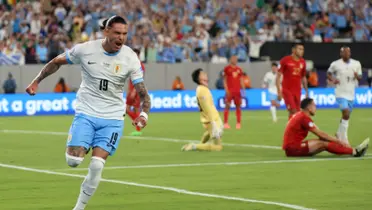 Darwin Núñez festejando su gol ante Bolivia.