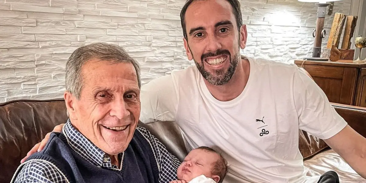 Diego Godín aprovechó su descanso en Uruguay para visitar a Óscar Tabárez y presentarle a una persona muy especial