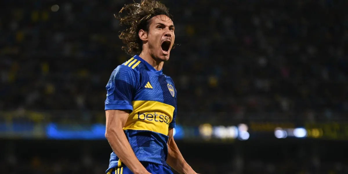 Edinson Cavani celebrando un gol con Boca Juniors