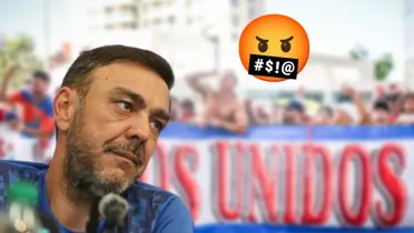 El entrenador de Nacional se refirió a una de las situaciones que dejó el clásico y enfureció a los fanáticos del Bolso