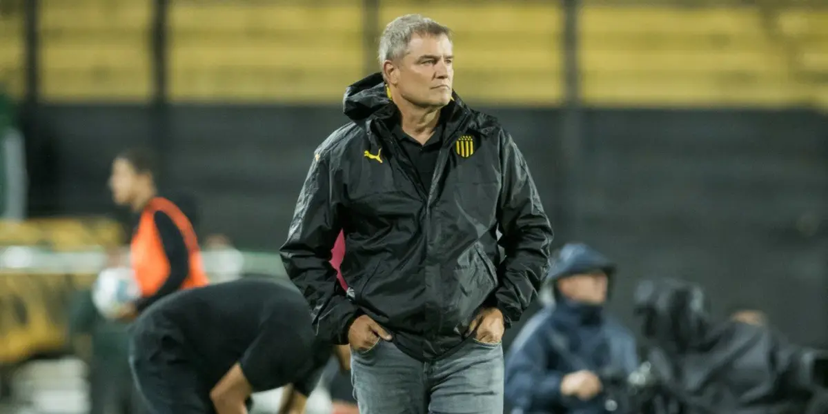 El entrenador de Peñarol no se guardó nada tras la victoria de ayer