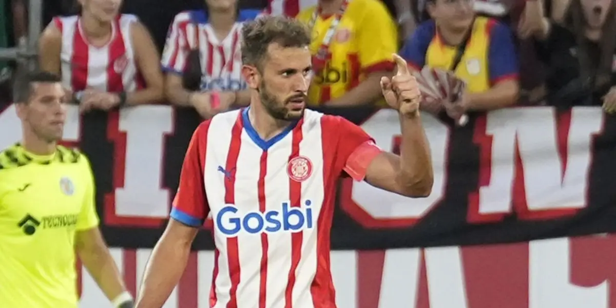 El goleador uruguayo fue la gran figura del Girona en la goleada ante el Getafe. ¿Lo vuelven a mirar en la Celeste?