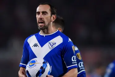 El nuevo entrenador de Vélez, Sebastián Méndez, habló de la consideración que tendrá con Diego Godín