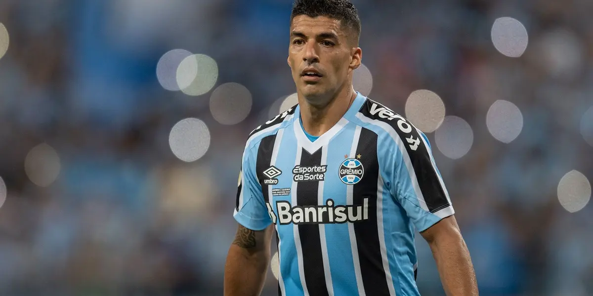 El uruguayo Luis Suarez, es el mejor jugador de Gremio y en Brasil lo aman, pero podría partir en poco tiempo para juntarse con sus mejores amigos.