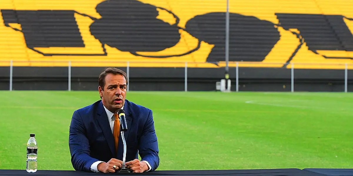 En Peñarol esperan por la llegada de un entrenador y Ruglio tiene tres en carpeta aunque ninguno es Marcelo Broli