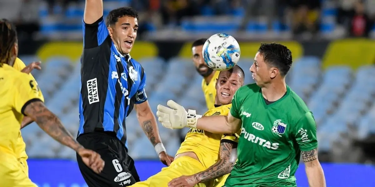 En Peñarol y Liverpool se dierona a conocer los equipos titulares para definir al campeón del Uruguayo