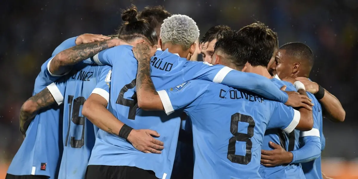 en uruguay se llenan de orgullo al ver la premiacion a cuatro futbolistas de la celeste por los partidos de eliminatorias 1703626398 hq