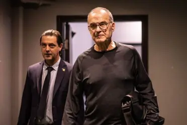 Están los primeros 18 convocados por Bielsa que ya están trabajando bajo el mando de su cuerpo técnico, desde muy cerca sigue a los jugadores ‘el loco’