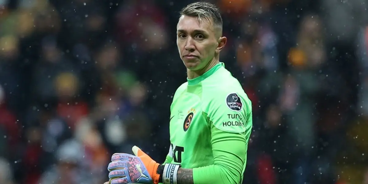 Fernando Muslera fue víctima de una estafa en Turquía y en Uruguay quedaron imprecionados con la cifra de la misma