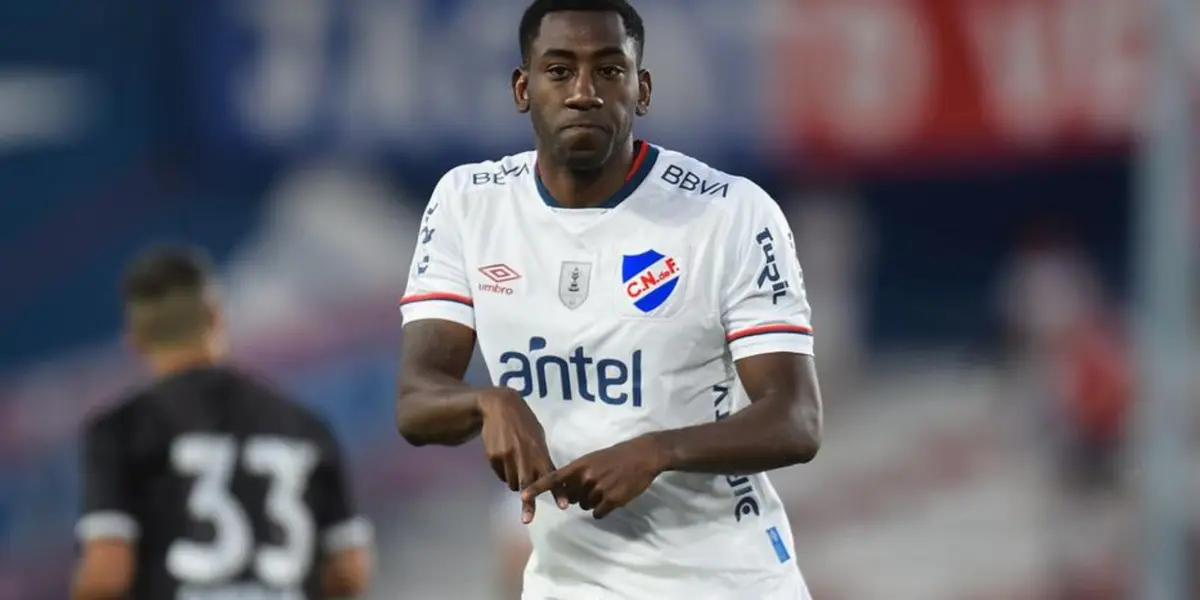 Gonzalo Carneiro en Nacional.