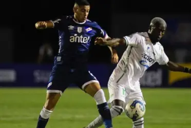 Hay un jugador que se está destacando en el equipo de Plaza Colonia que Nacional lo querrá para su plantilla en ésta nueva temporada que se aproxima