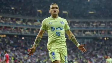 Jonathan Rodríguez en el Club América