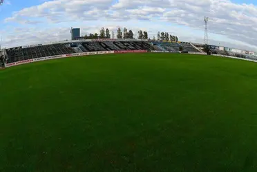 La Mesa Ejecutiva de AUF fijó el partido para las 15:00 de este sábado.