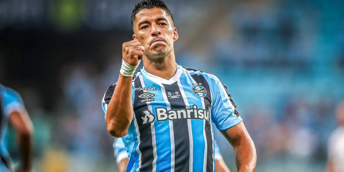 Luis Suárez en el Gremio de Porto Alegre