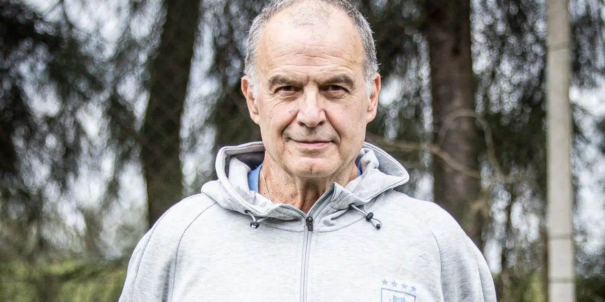 Marcelo Bielsa ya se prepara para lo que será su debut al mando de la selección uruguaya.