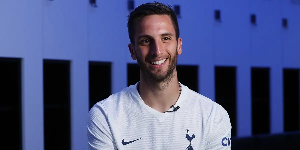 Rodrigo Bentancur, el difícil momento en el Tottenham y el especial mensaje del entrenador del equipo inglés